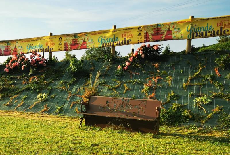 Armada 2023 La Grande Parade au Manoir Néo Normand